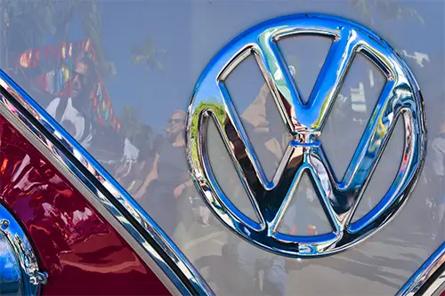 VW_badge_02.webp